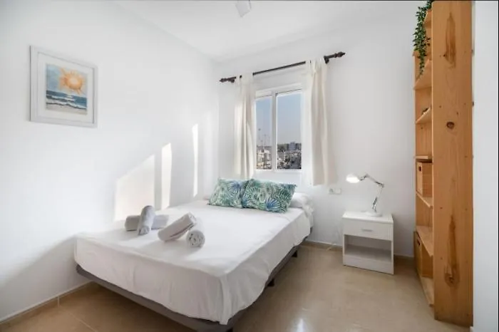 Imperial Rota Free Parking By Staycare Apartment