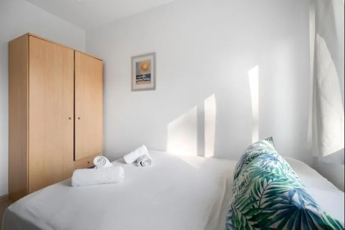 Διαμέρισμα Imperial Rota Free Parking By Staycare