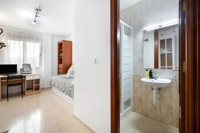 Διαμέρισμα Imperial Rota Free Parking By Staycare